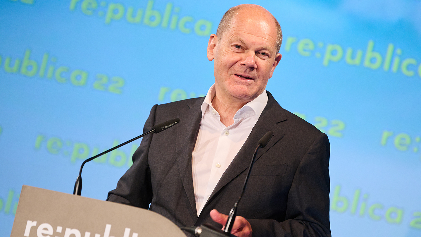 Foto: Olaf Scholz spricht bei der re:publica 2022